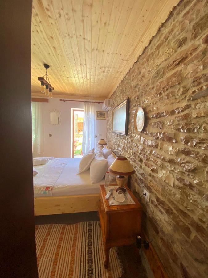 "Villa 70" Guesthouse Gjirokastra Kültér fotó