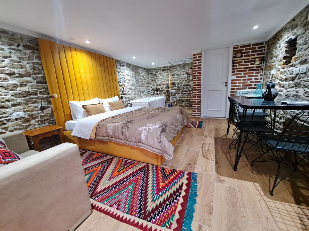 "Villa 70" Guesthouse Gjirokastra Kültér fotó