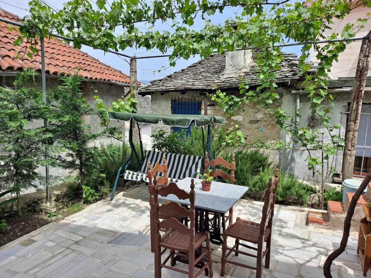 "Villa 70" Guesthouse Gjirokastra Kültér fotó