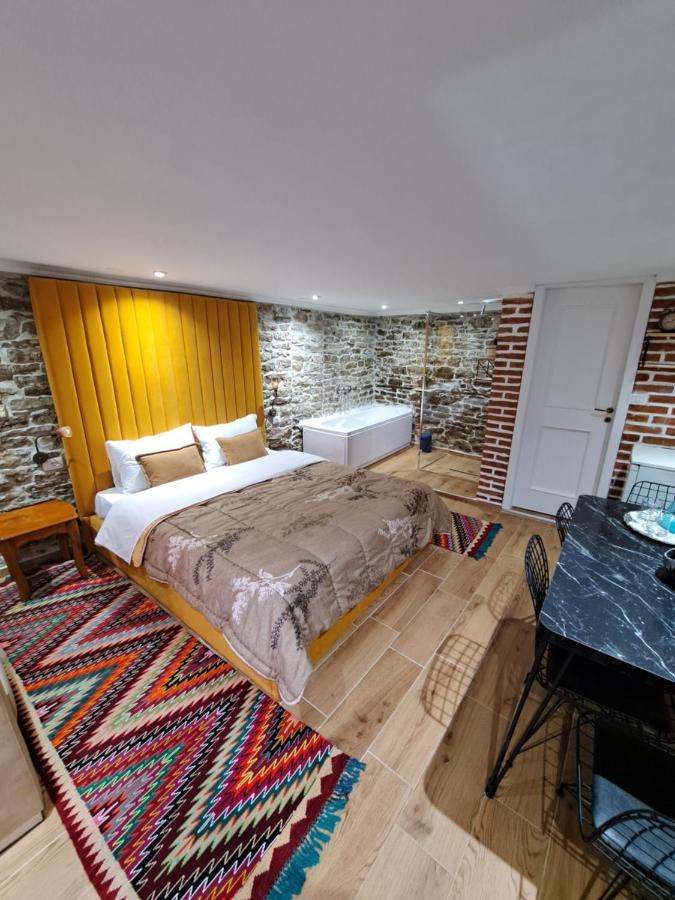 "Villa 70" Guesthouse Gjirokastra Kültér fotó