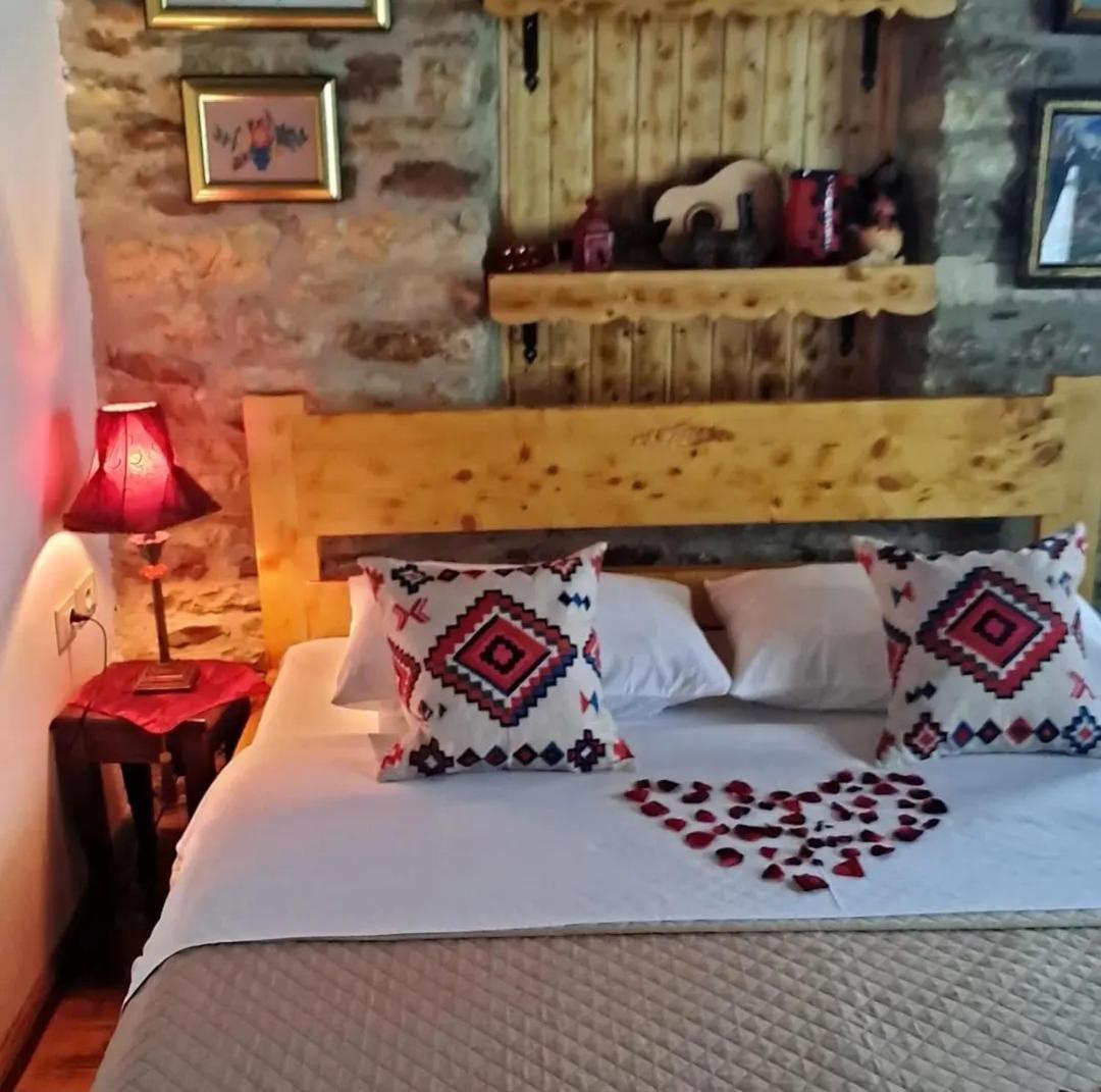"Villa 70" Guesthouse Gjirokastra Kültér fotó