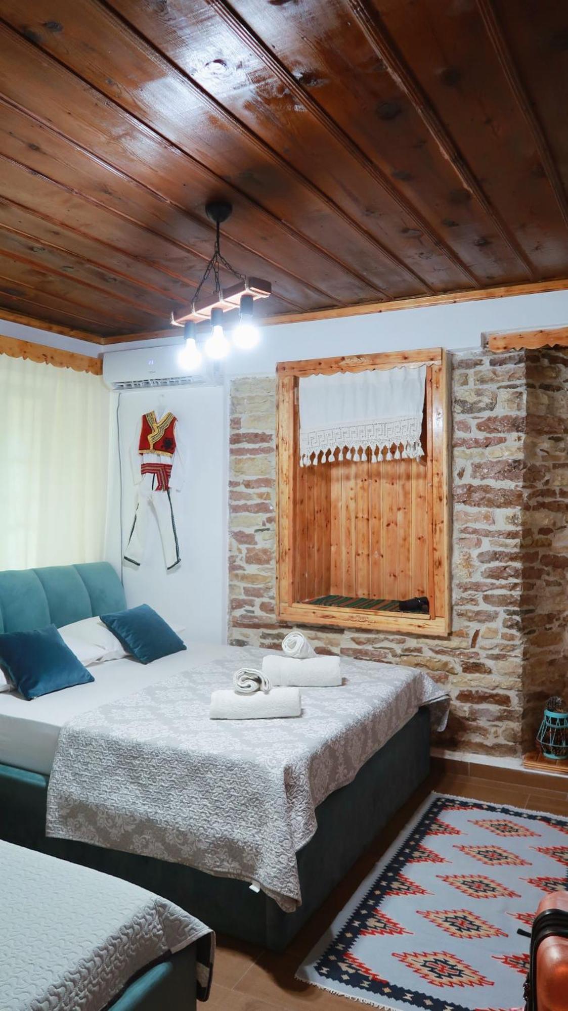 "Villa 70" Guesthouse Gjirokastra Kültér fotó