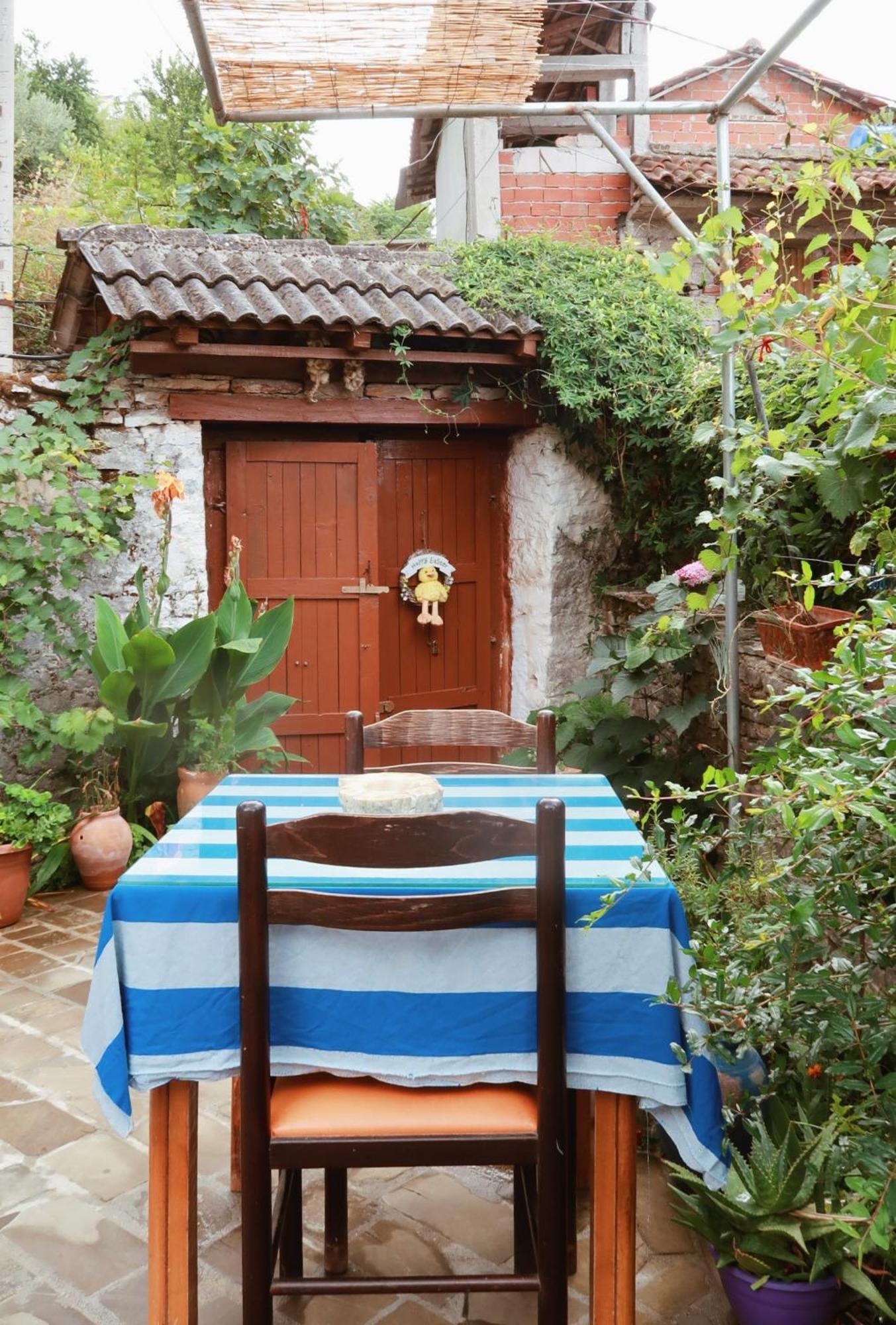 "Villa 70" Guesthouse Gjirokastra Kültér fotó