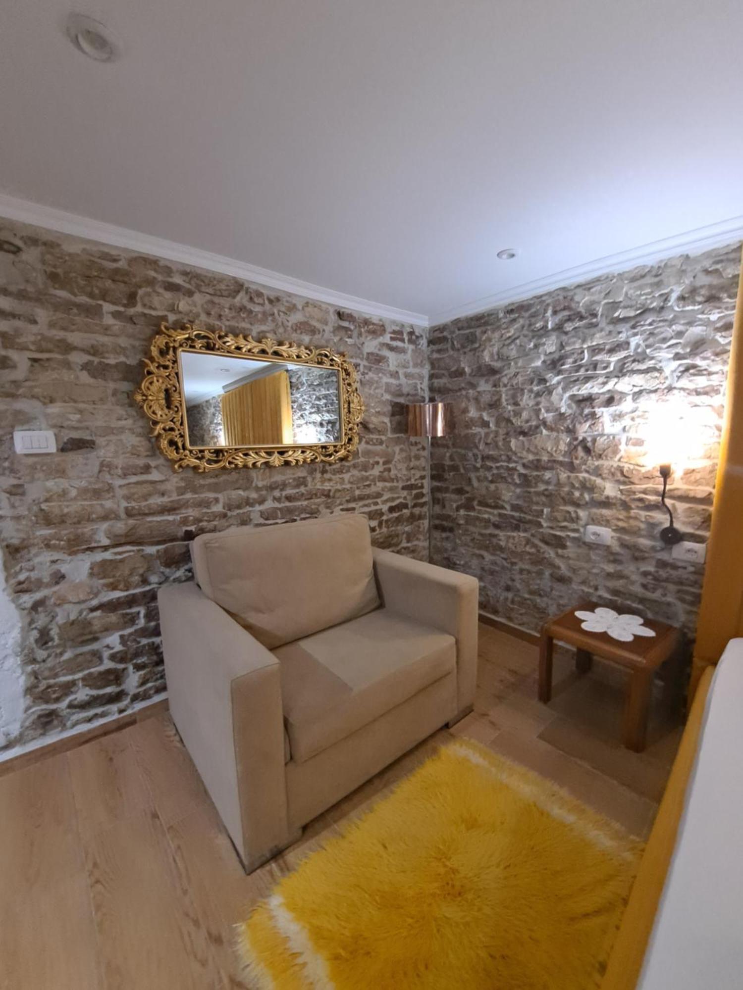 "Villa 70" Guesthouse Gjirokastra Kültér fotó