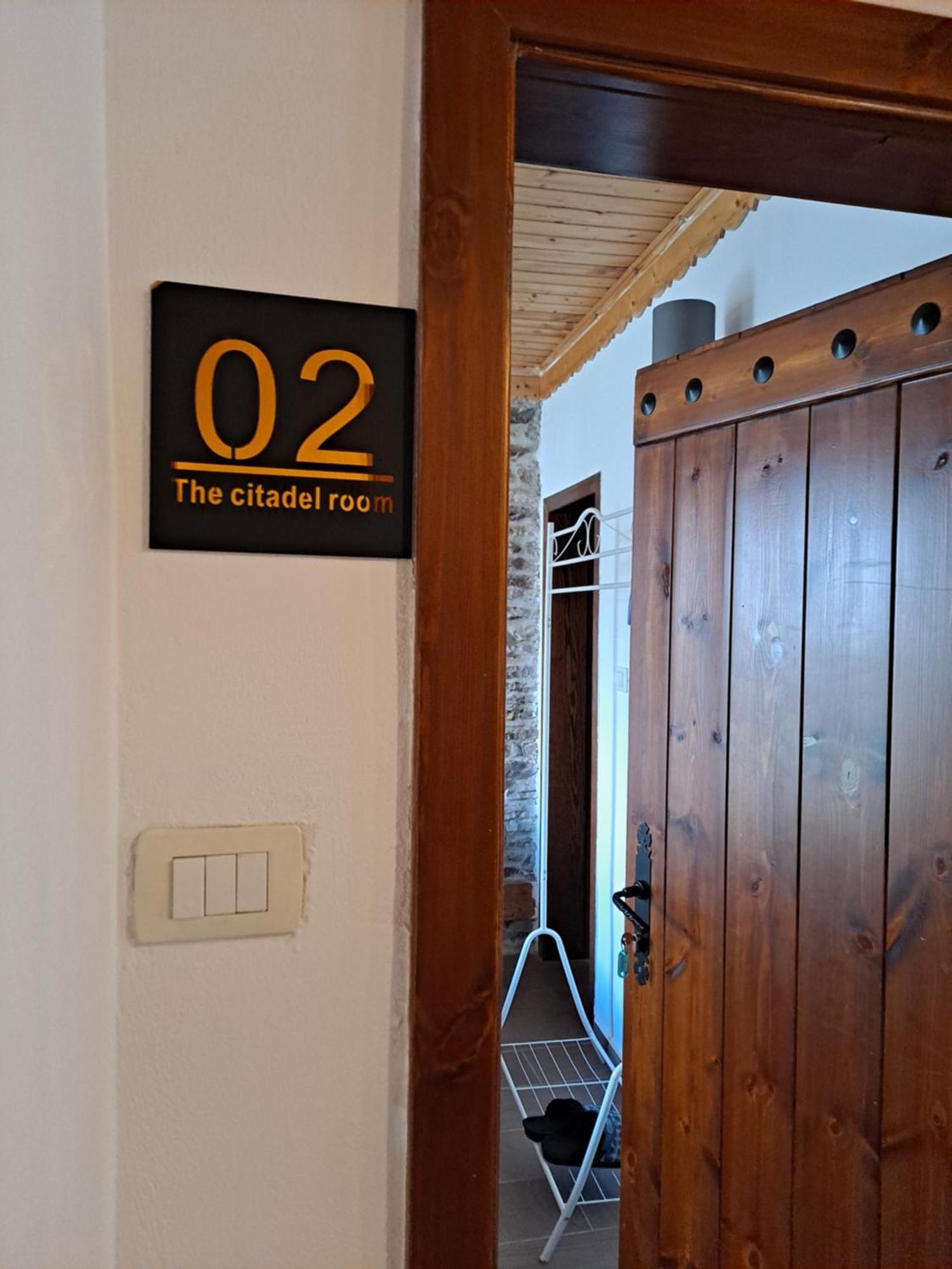 "Villa 70" Guesthouse Gjirokastra Kültér fotó