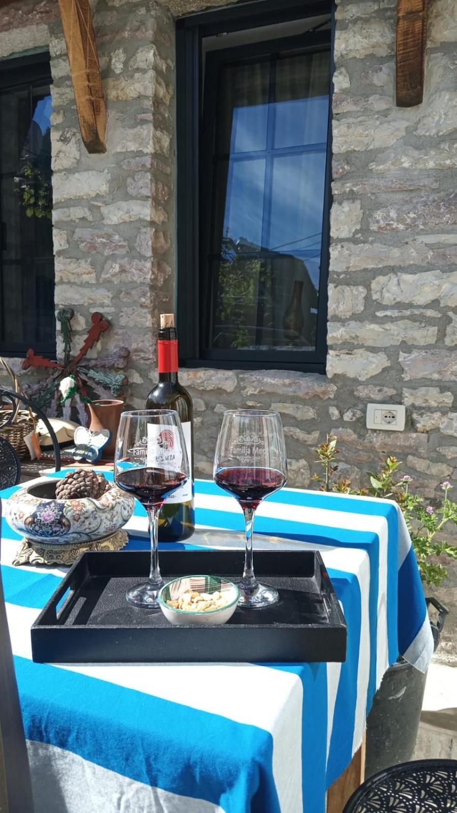 "Villa 70" Guesthouse Gjirokastra Kültér fotó